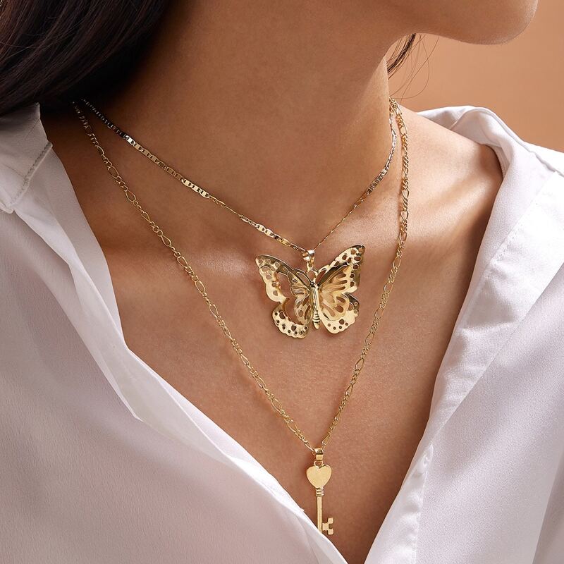 

1pc Butterfly & Key Charm Layered Necklace, Gold