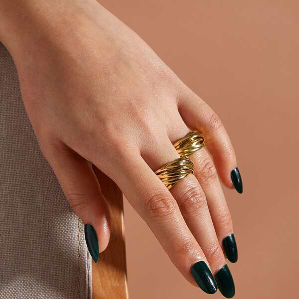 

2pcs Distorted Rings, Gold