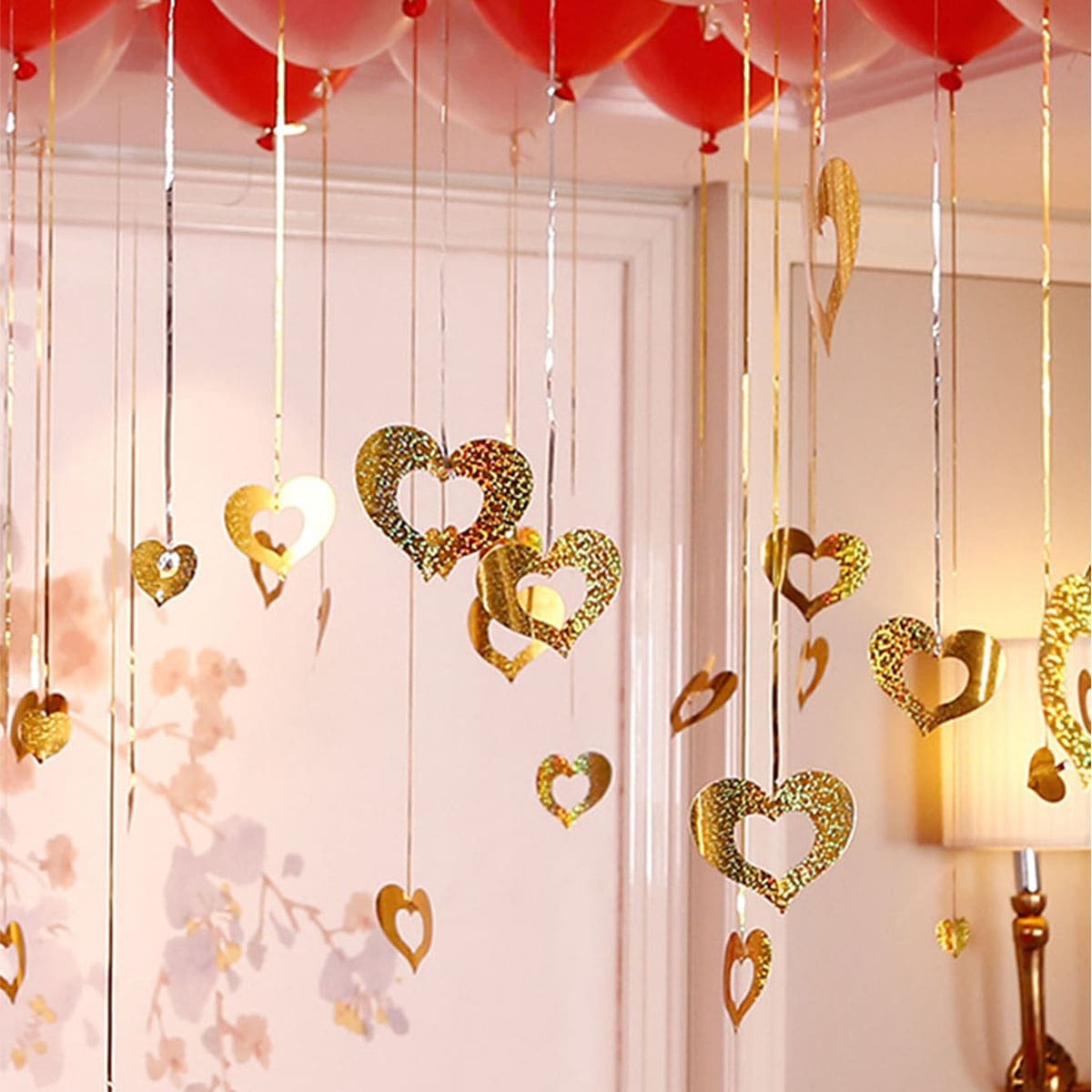 

60pcs Heart Shaped Hanging Decoration Without Balloon, Gold