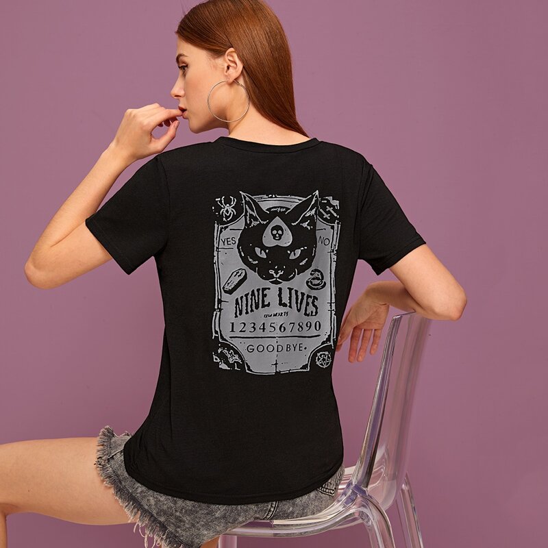 

Cat Graphic Black Tee