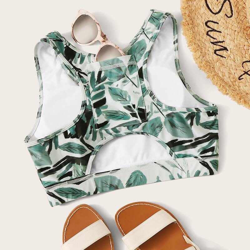 

Pocket Back Leaf Print Bikini Top, Multicolor