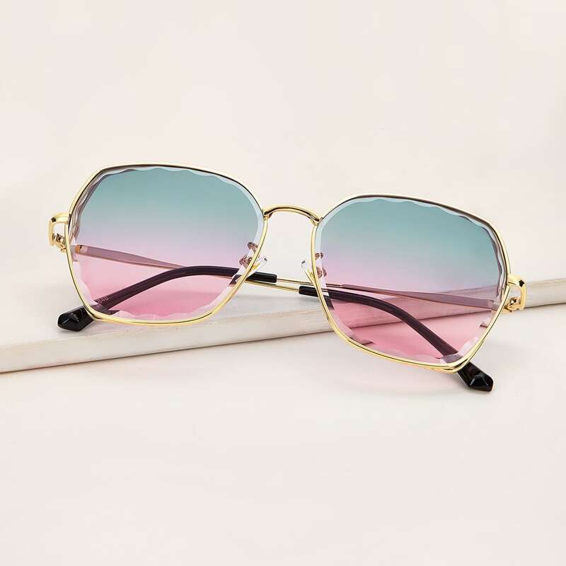 

Metal Frame Gradient Lens Sunglasses With Case, Multicolor