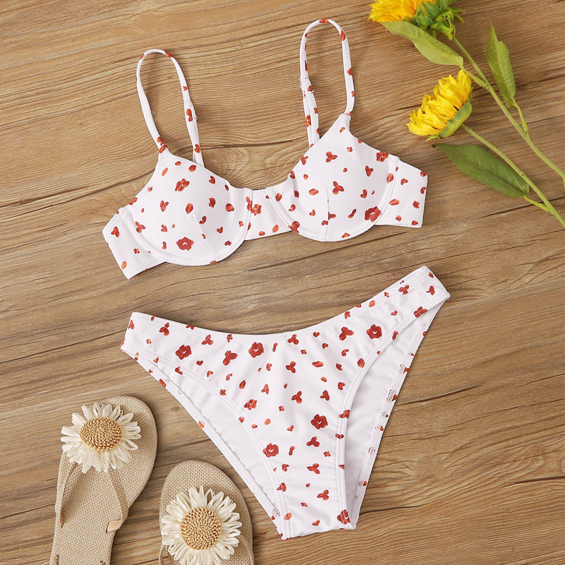 

Allover Print Top With High Cut Bikini Set, Multicolor