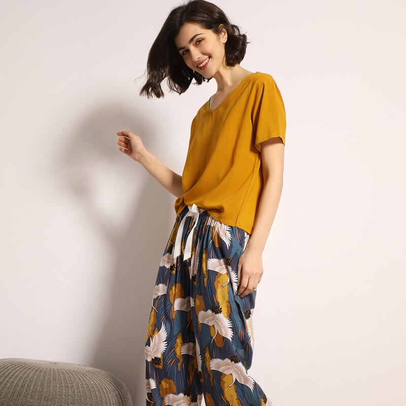 

Solid Tee & Crane Print Pants PJ Set, Multicolor