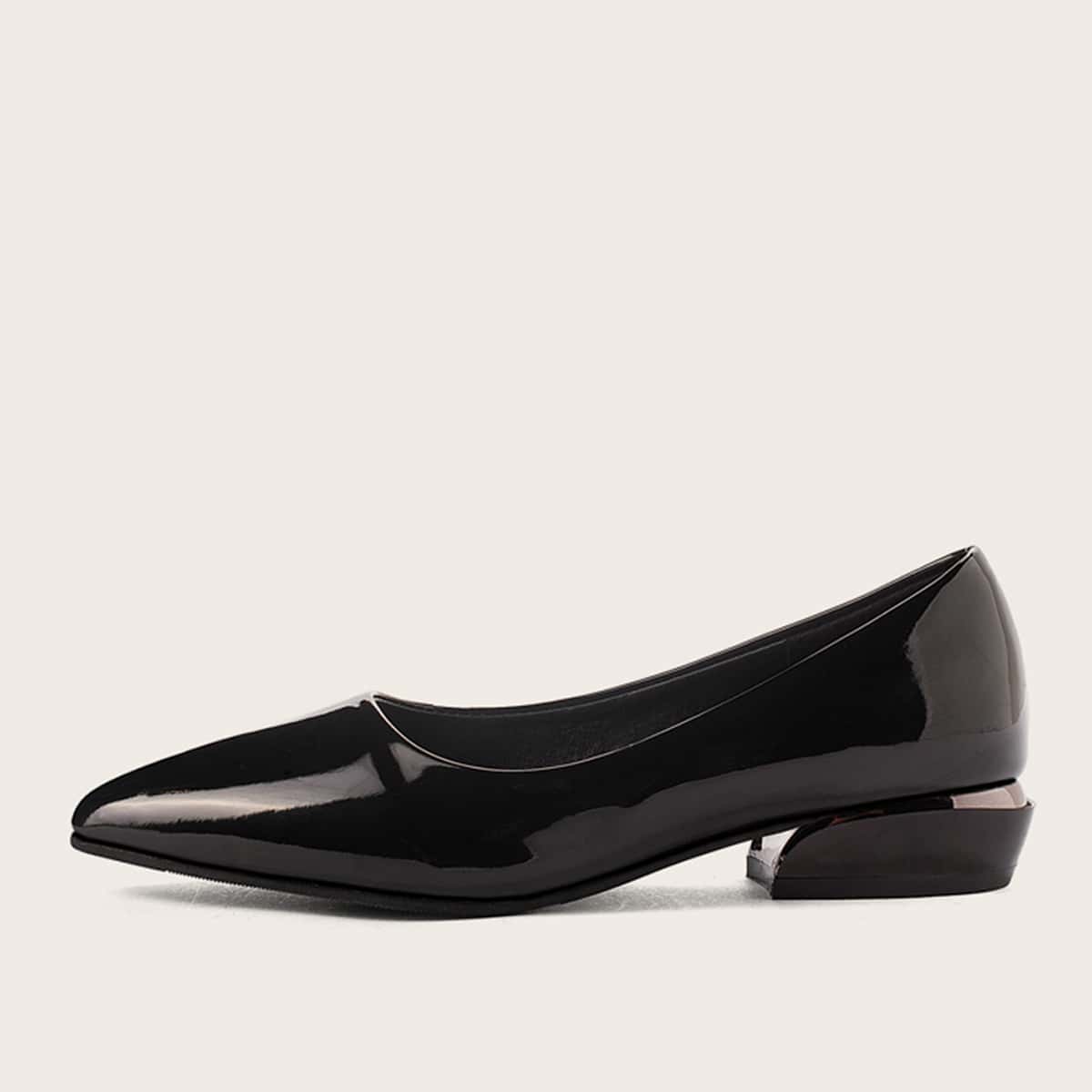 

Point Toe Patent Court Flats, Black