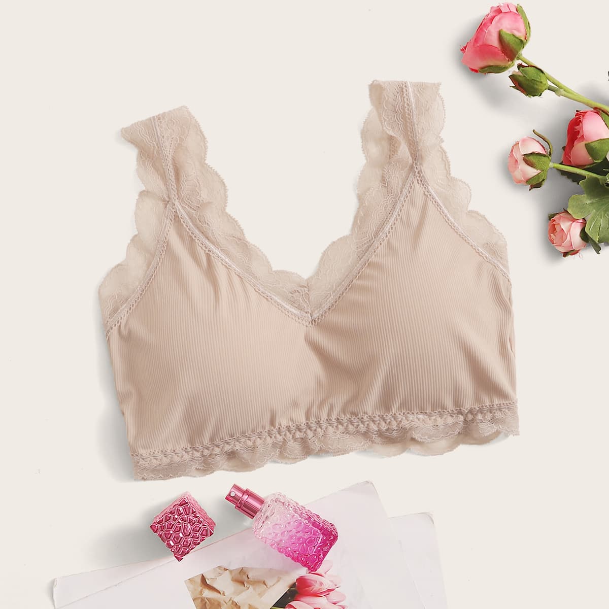 

Scallop Lace Trim Bralette, Nude