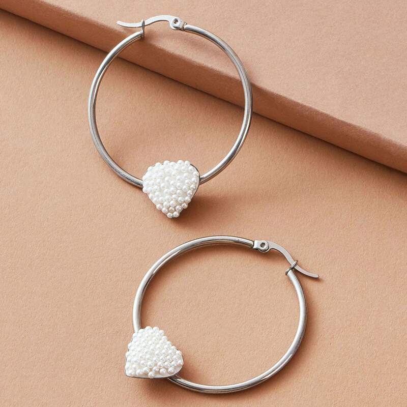 

1pair Faux Pearl Beaded Heart Decor Hoop Earrings, Silver