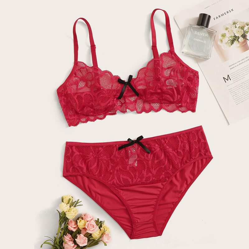 

Scallop Floral Lace Lingerie Set, Red