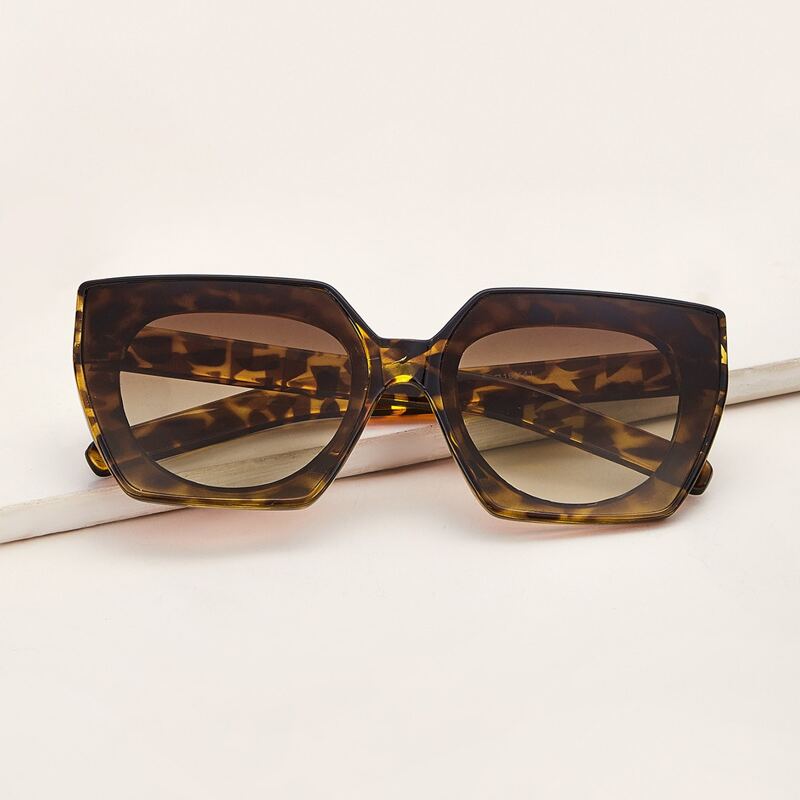 Leopard Frame Sunglasses With Case, Brown