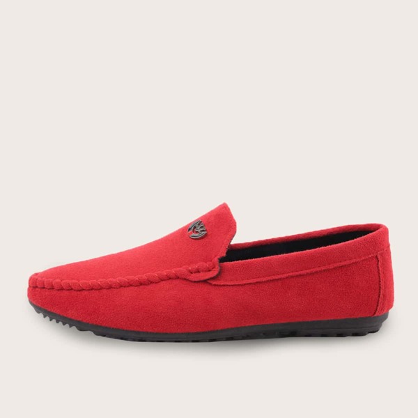 

Men Metal Detail Suede Flat Loafers, Red