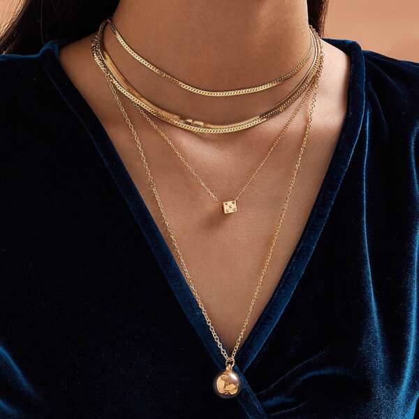 

3pcs Metallic Ball Charm Necklaces, Gold
