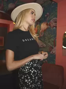 SHEIN Essnce Dreamer Graphic Short Sleeve Tee - Black - View 4