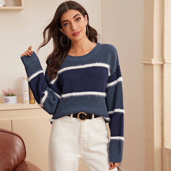 

Fluffy Trim Color Block Sweater, Navy