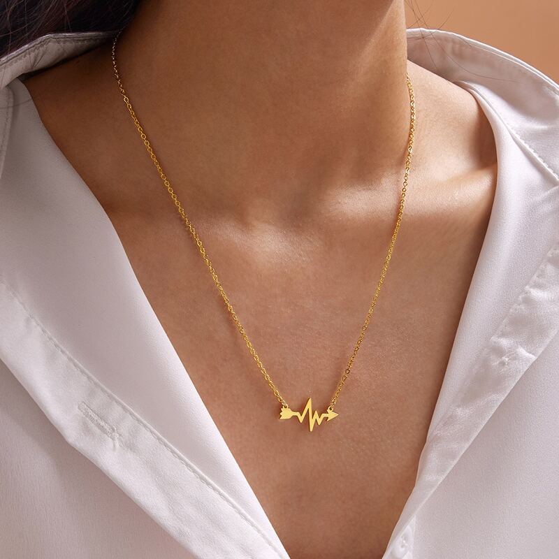 

1pc Heartbeat Charm Necklace, Gold
