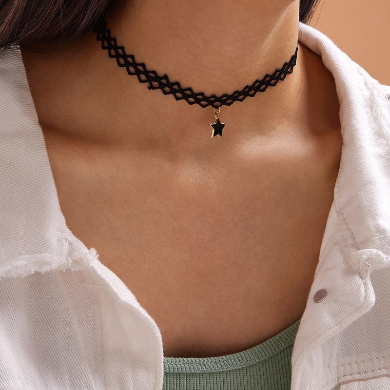 

1pc Star Charm Choker, Black