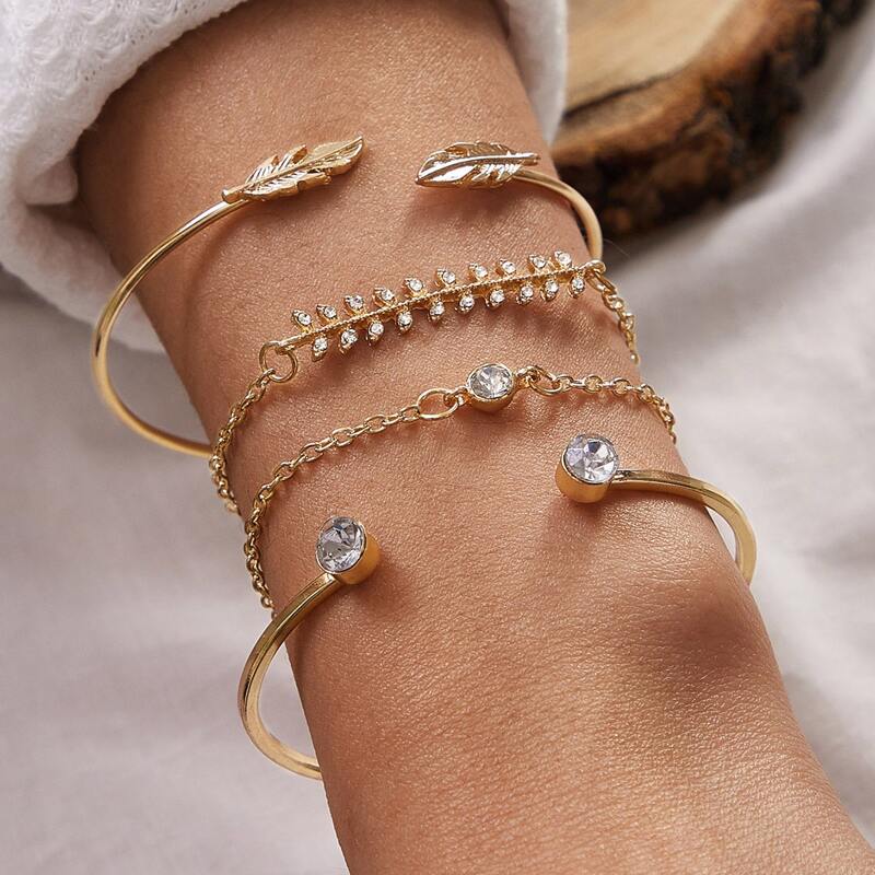 

4pcs Rhinestone Engraved Leaf Decor Bracelets, Gold