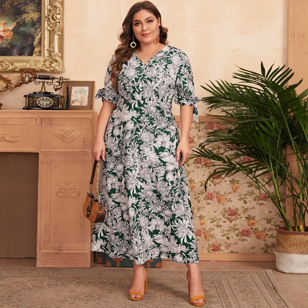 

Plus V-neck Floral Print Knot Cuff A-line Dress, Multicolor