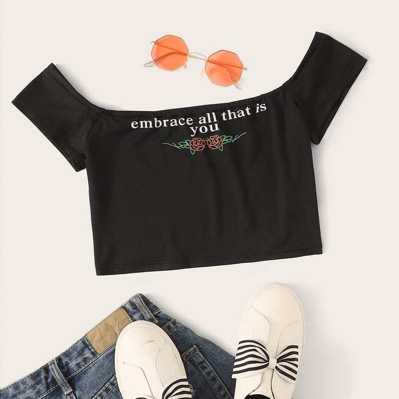 

Slogan Graphic Crop Top, Black