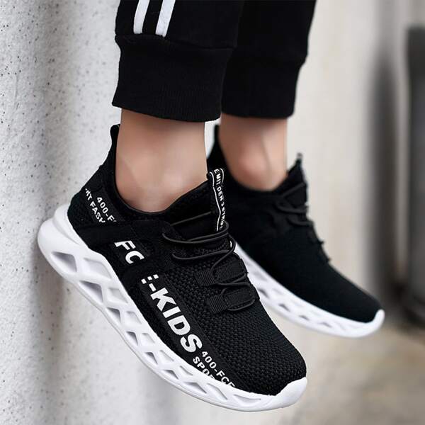 

Boys Letter Graphic Wide Fit Sneakers, Black