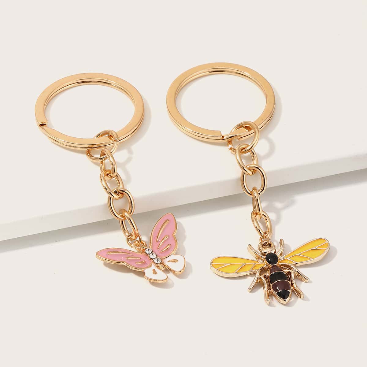 

2pcs Bee & Butterfly Charm Keychain, Multicolor