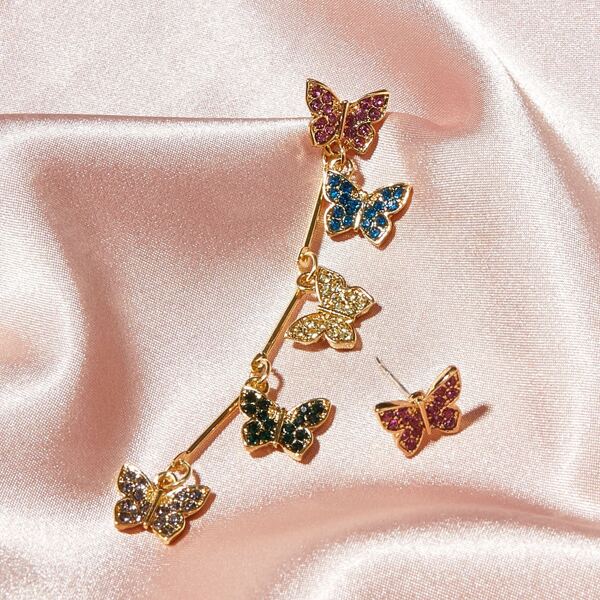 

1pair Rhinestone Engraved Butterfly Mismatched Earrings, Multicolor