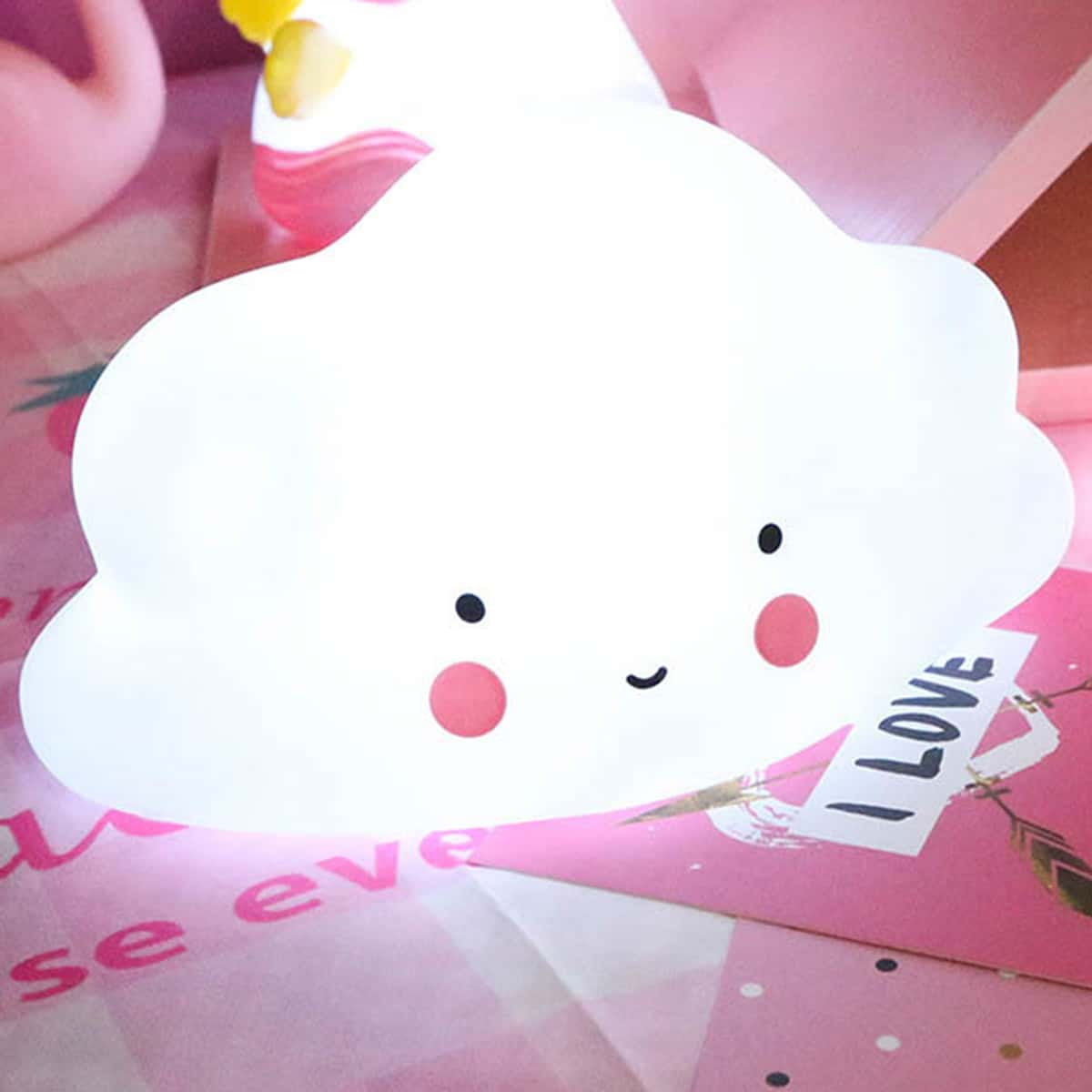 

Cute Cartoon Cloud Shaped Night Light, White