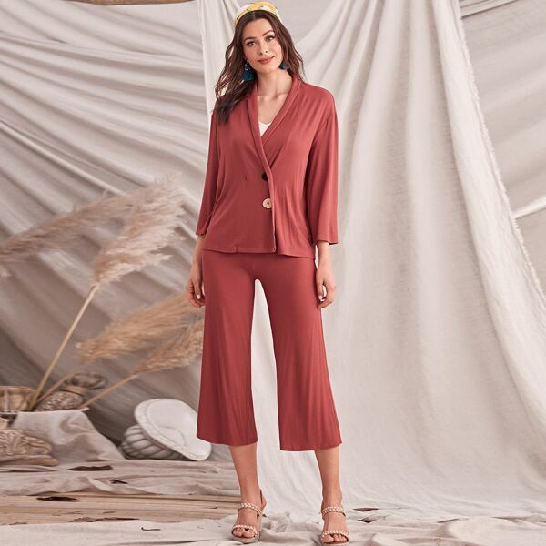 

Shawl Collar Single Breasted Blazer and Capris Set, Red