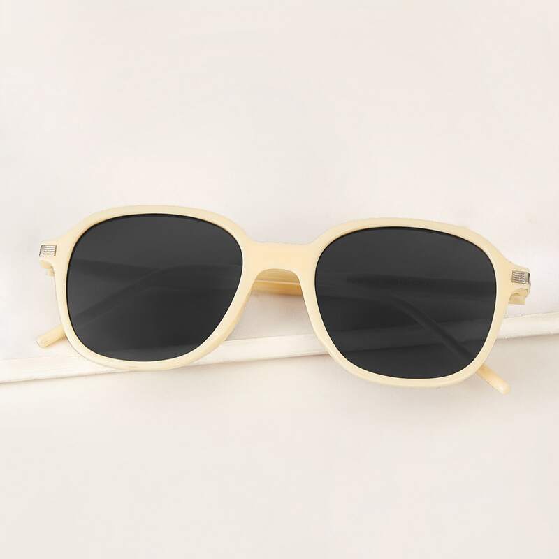 

Plain Frame Sunglasses With Case, Multicolor