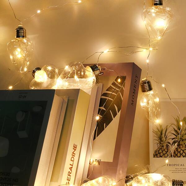 

10pcs Heart Bulb String Light, Yellow