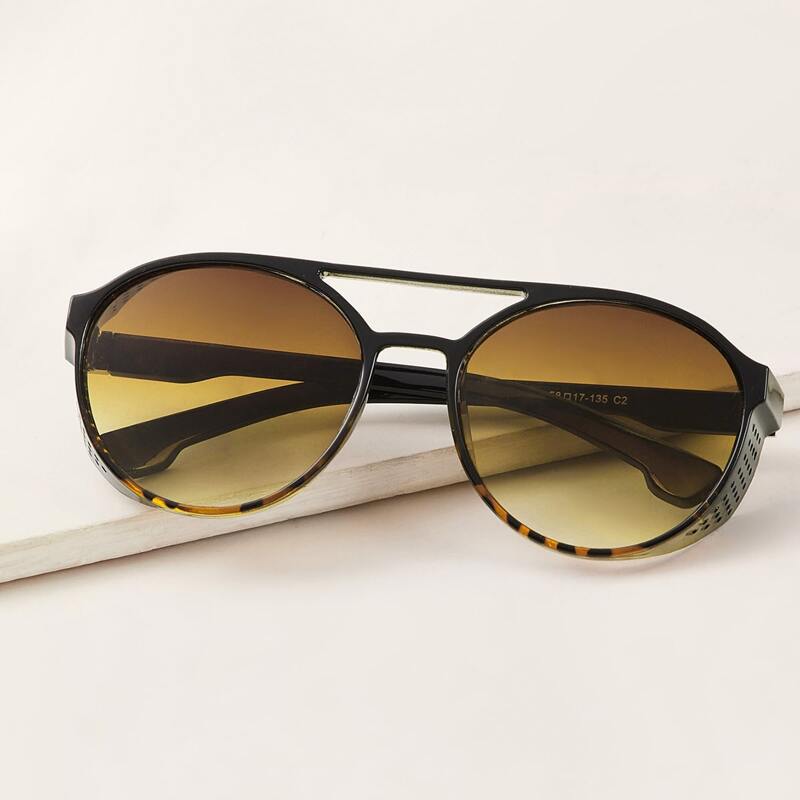 

Tortoiseshell Frame Top Bar Sunglasses With Case, Brown
