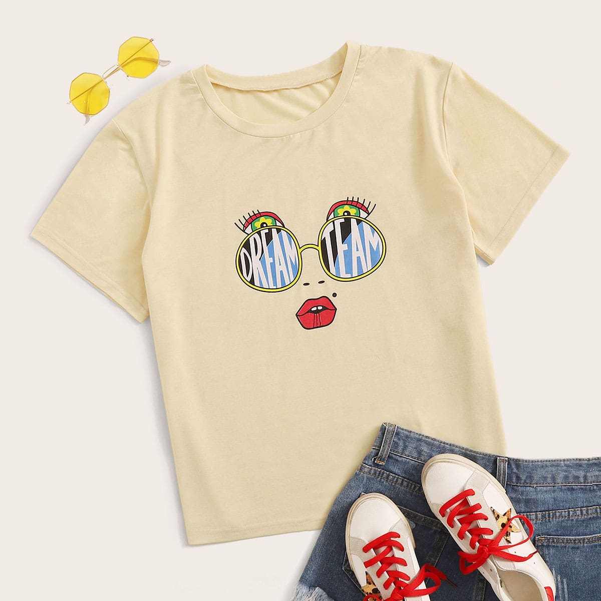 

Cartoon Graphic Tee, Beige