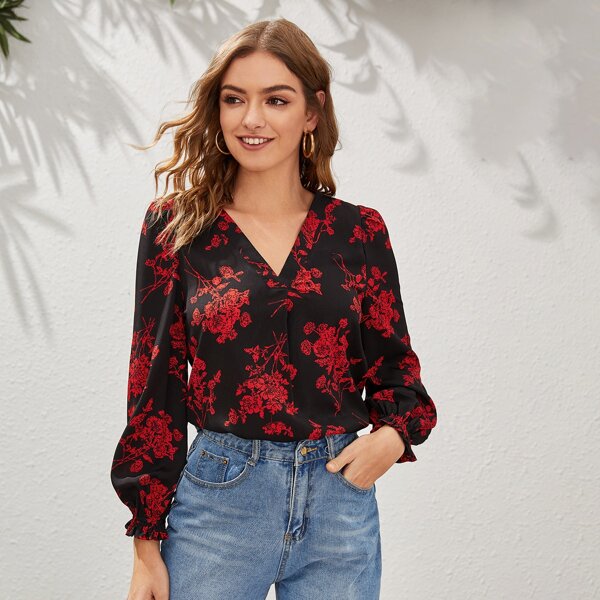 

V-Neck Ruffle Cuff Floral Print Top, Multicolor