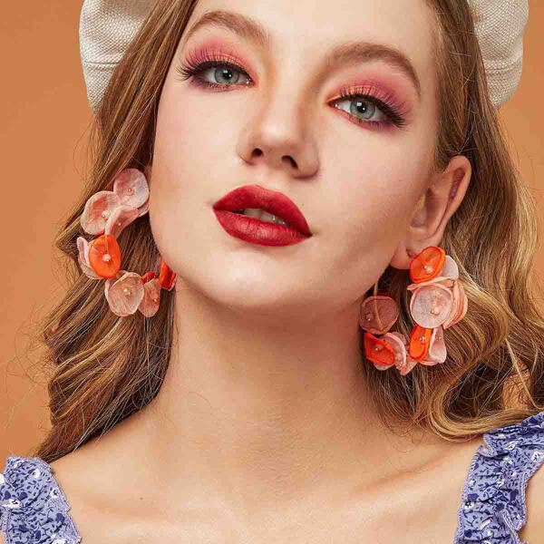 

1pair Flower Petal Hoop Earrings, Multicolor