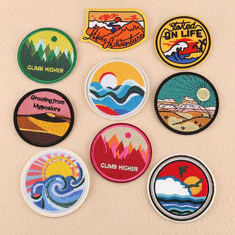 

5pcs Random Landscape Cloth Sticker