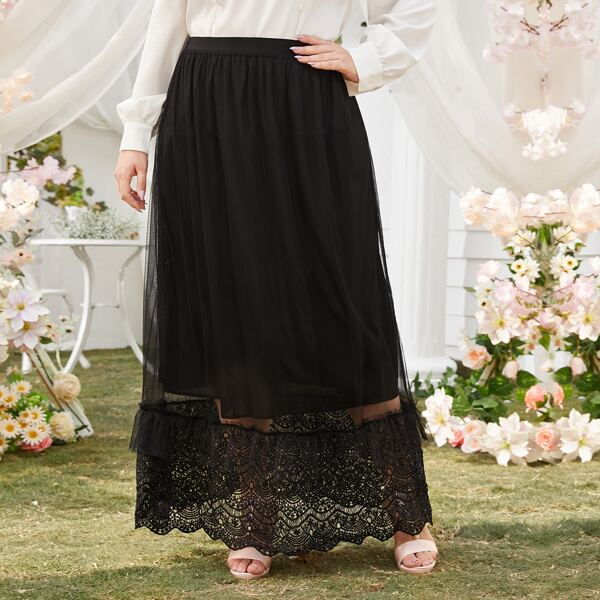 

Plus Elastic Waist Contrast Lace Skirt, Black