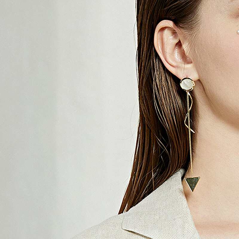

1pair Triangle Decor Long Strip Drop Earrings, Gold