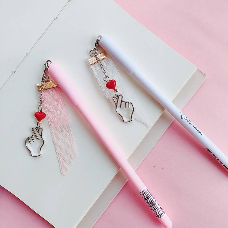 

1pc Random Figure Heart & Ribbon Pendant Gel Pen