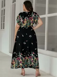 SHEIN Clasi 大碼低胸領花卉圖案a型洋裝