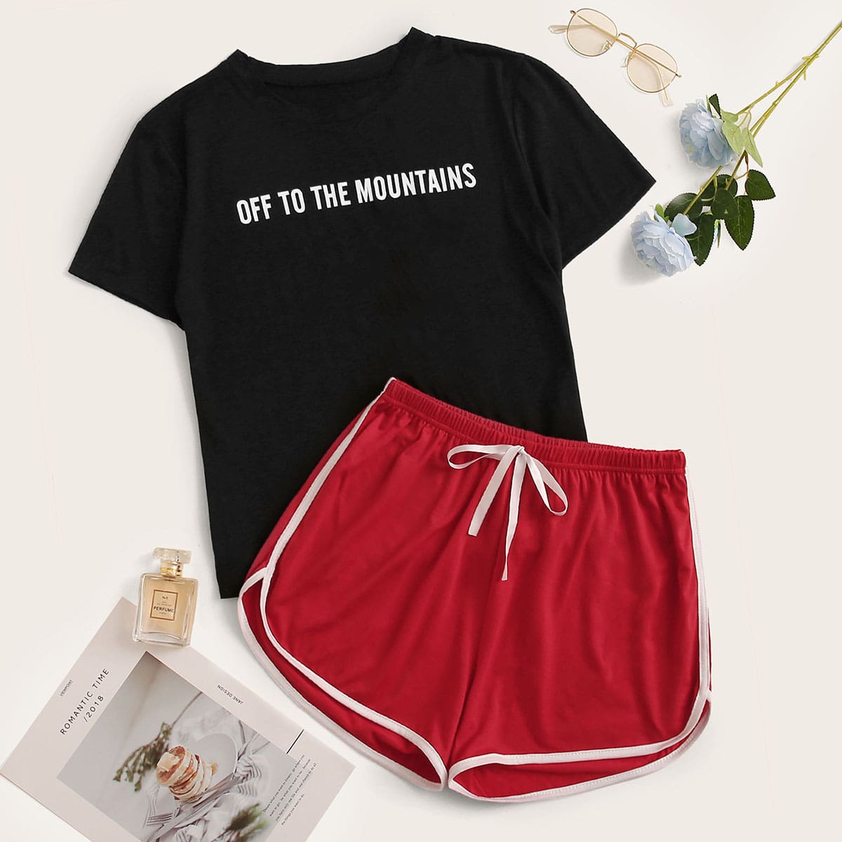 

Letter Graphic Top With Contrast Binding Shorts PJ Set, Multicolor
