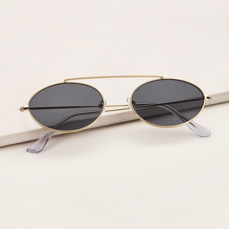 

Top Bar Sunglasses With Case, Gold