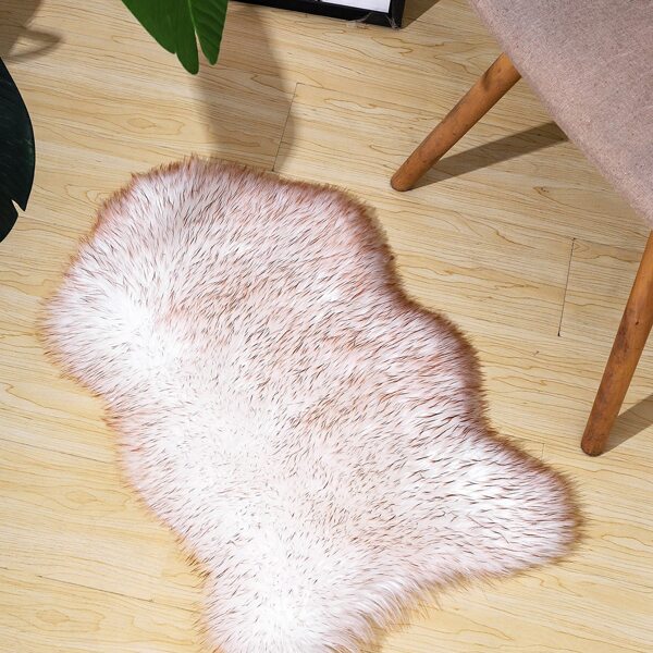 

Bedroom Faux Fur Rug, Pink