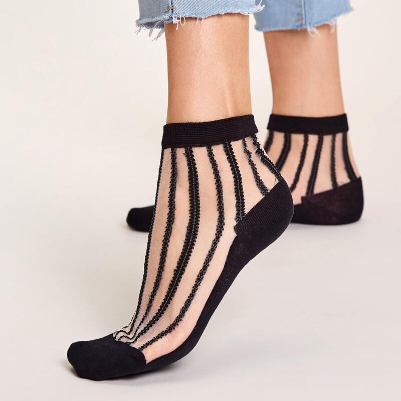 

1pair Transparent Striped Pattern Mesh Socks, Black