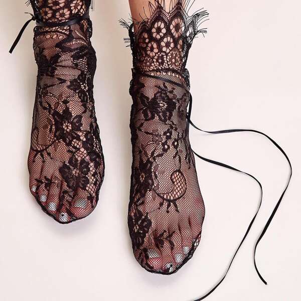 

1pair Flower Pattern Lace Socks, Black