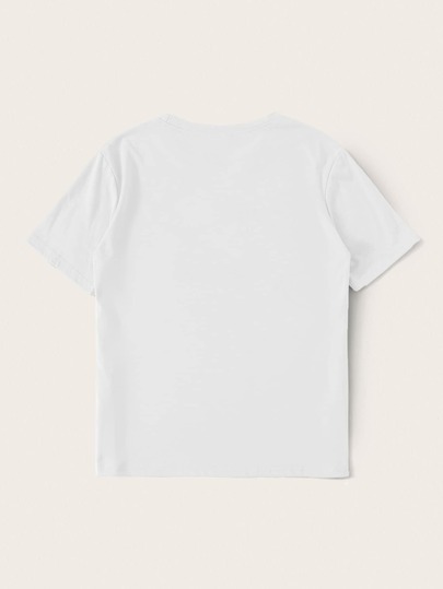 Camiseta de color blanco gráfica con letra