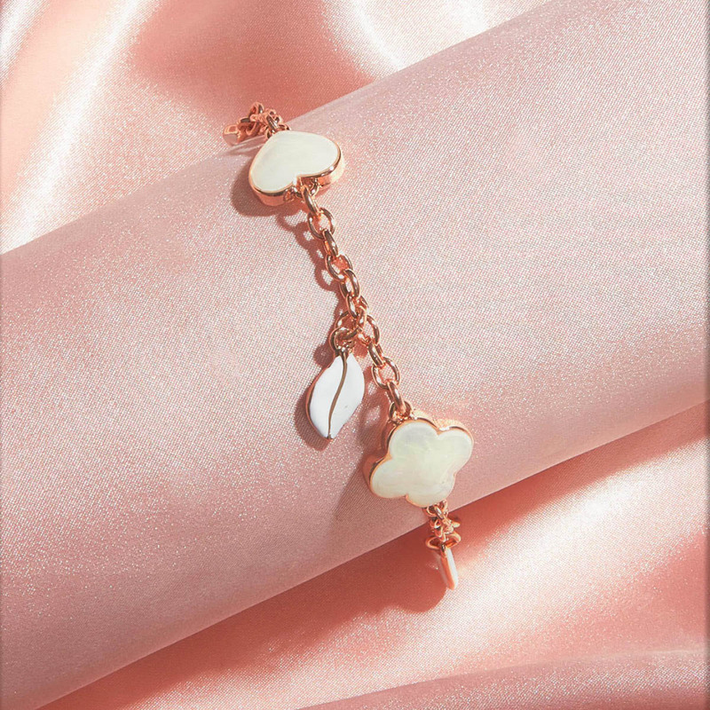 

1pc Heart & Clover Decor Chain Bracelet, Gold