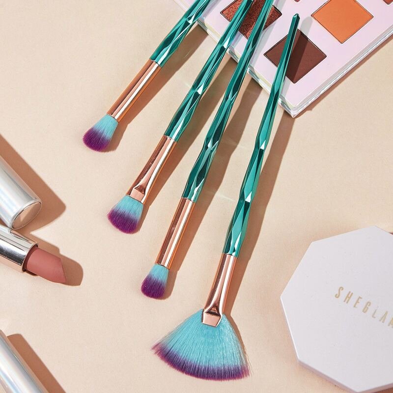 

4pcs Multifunction Duo-fiber Makeup Brush Set, Multicolor