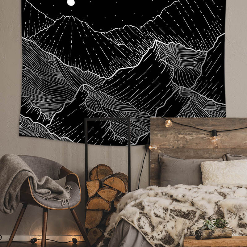 

Mountain Print Tapestry, Multicolor