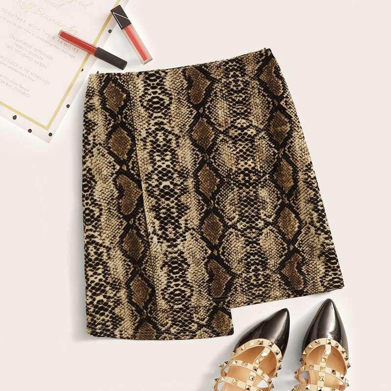 

Asymmetric Hem Snakeskin Skirt, Multicolor