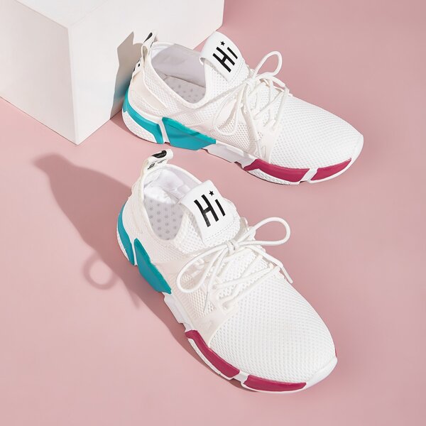 

Letter Patch Decor Lace-up Front Sneakers, White