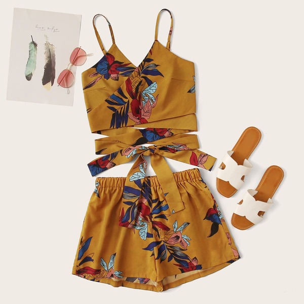 

Criss Cross Tie Back Cami Top & Tropical Print Shorts Set, Yellow